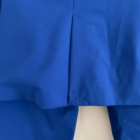 Zara Suit - Blue blazer size 8 and pants sizes 10 
Excellent condition. - Picture 8 of 9